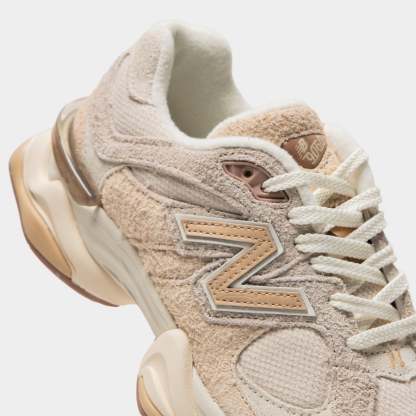 Nettgw Balattgnce 9060 Bisque / Sea Salt