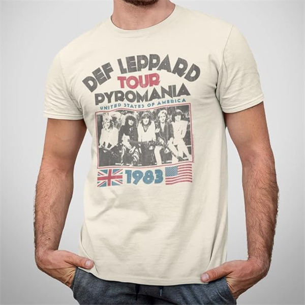 Def Leppard | 1983 Pyromania Tour Vintage Distressed T-shirt
