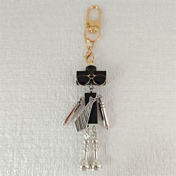 DIY handmade jewelry accessories, steampunk robot gifts, niche backpacks, phone chains, keychains, and custom designs