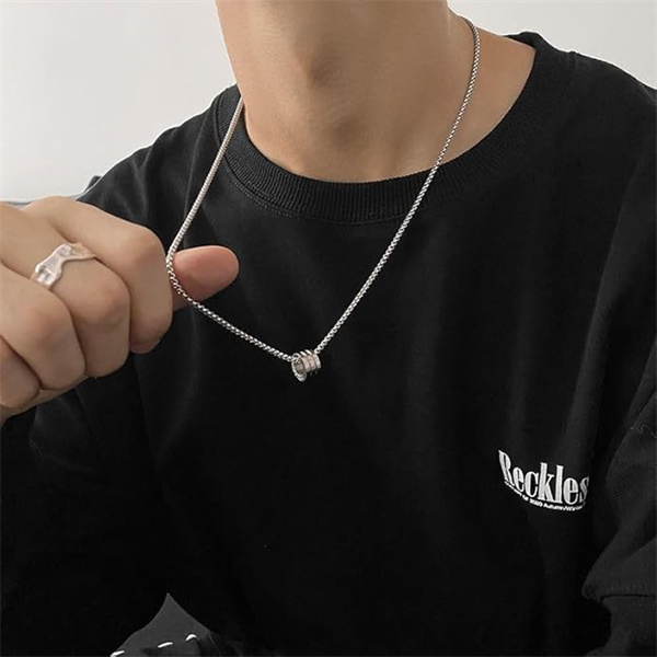 Women's Slim Waist Necklace, Trendy Brand, Versatile Titanium Steel Pendant, Women's Sweater Chain, High-End Women's Chain, Cool Accessory