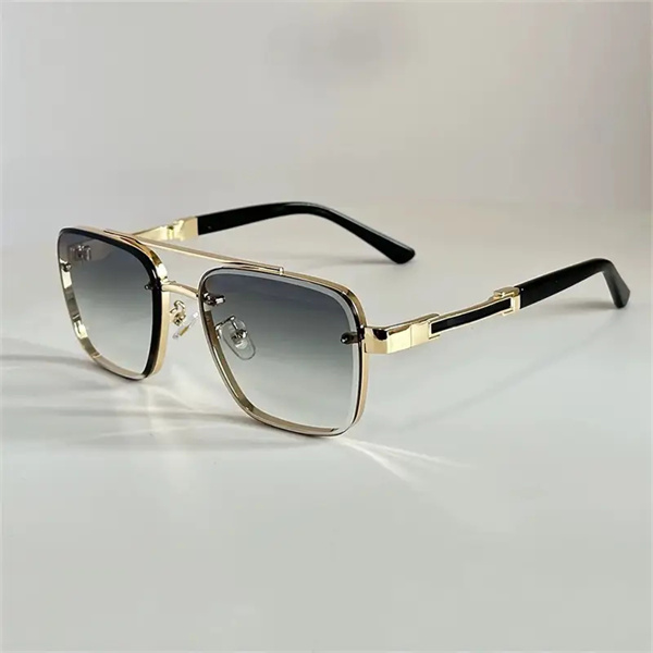 Vacation Square Sunglasses