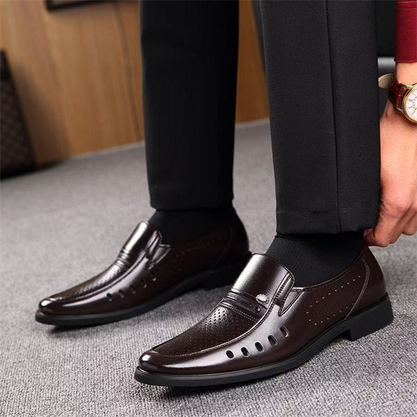 Pointed business formal leather shoes large size men's shoes summer hollow hole shoes casual dad shoes