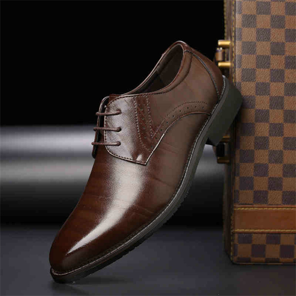 Four Seasons Men's British Pointed Toe Business Casual Leather Shoes
