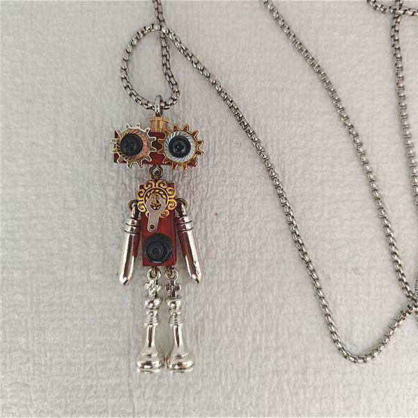 🤖 Steampunk-style handmade robot necklace