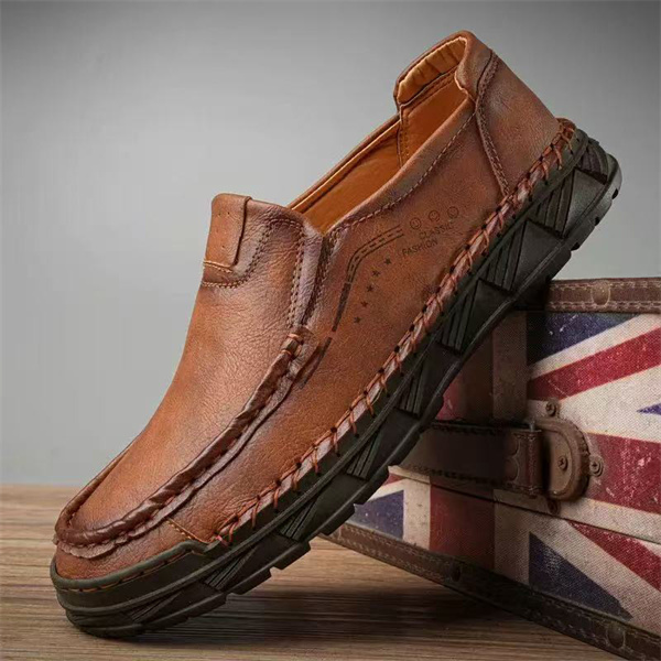 Men's vintage hand-sewn casual leather shoes