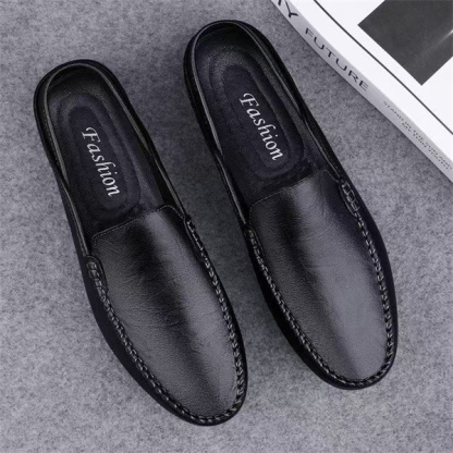 Slip-on business casual leather shoes made of top-grain lychee-patterned cowhide.