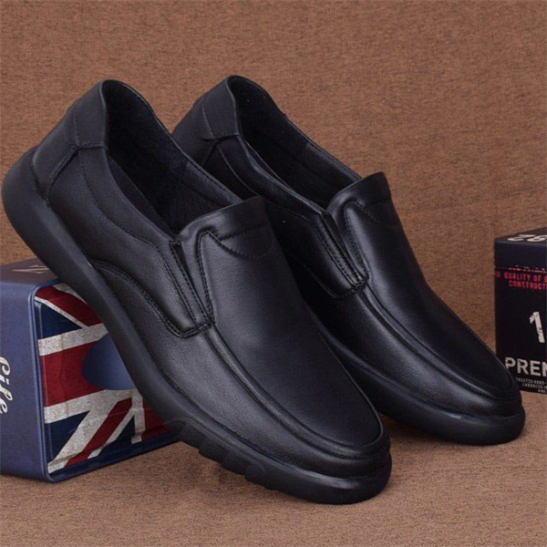 New men's business leather shoes New large size casual leather shoes comfortable soft sole breathable men's leather shoes