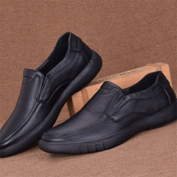 New men's business leather shoes New large size casual leather shoes comfortable soft sole breathable men's leather shoes