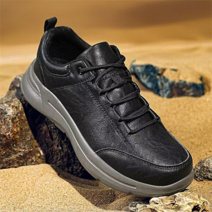 Outdoor non-slip wear-resistant hiking shock-absorbing shoes