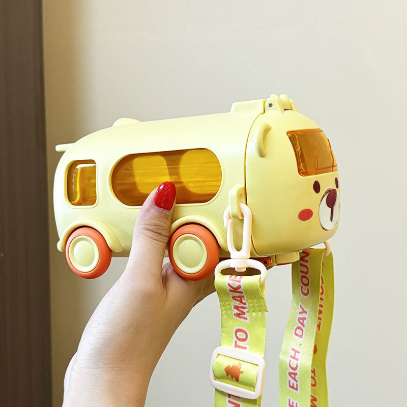 New Baby Bus Car Water Cup High-value Children's Straw Cup Outdoor Portable Elastic Cover Large Capacity Water Cup