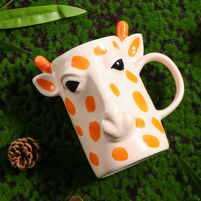 500ml Creative 3D Giraffe Ceramic Mug Cartoon Cute Animal Embossed Cup Personality Trend Coffee Mug Ceramic Cup 