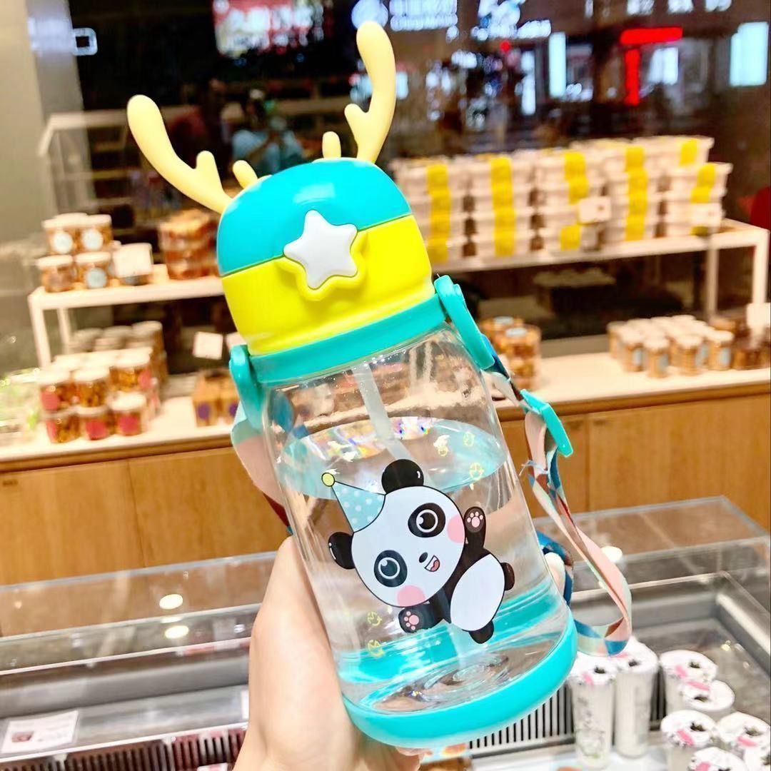 Children's Straw Cup Learning Cup for Drinking for Girl Boy Leak-proof Antler Water Bottle for Anti-fall Portable Water Cup