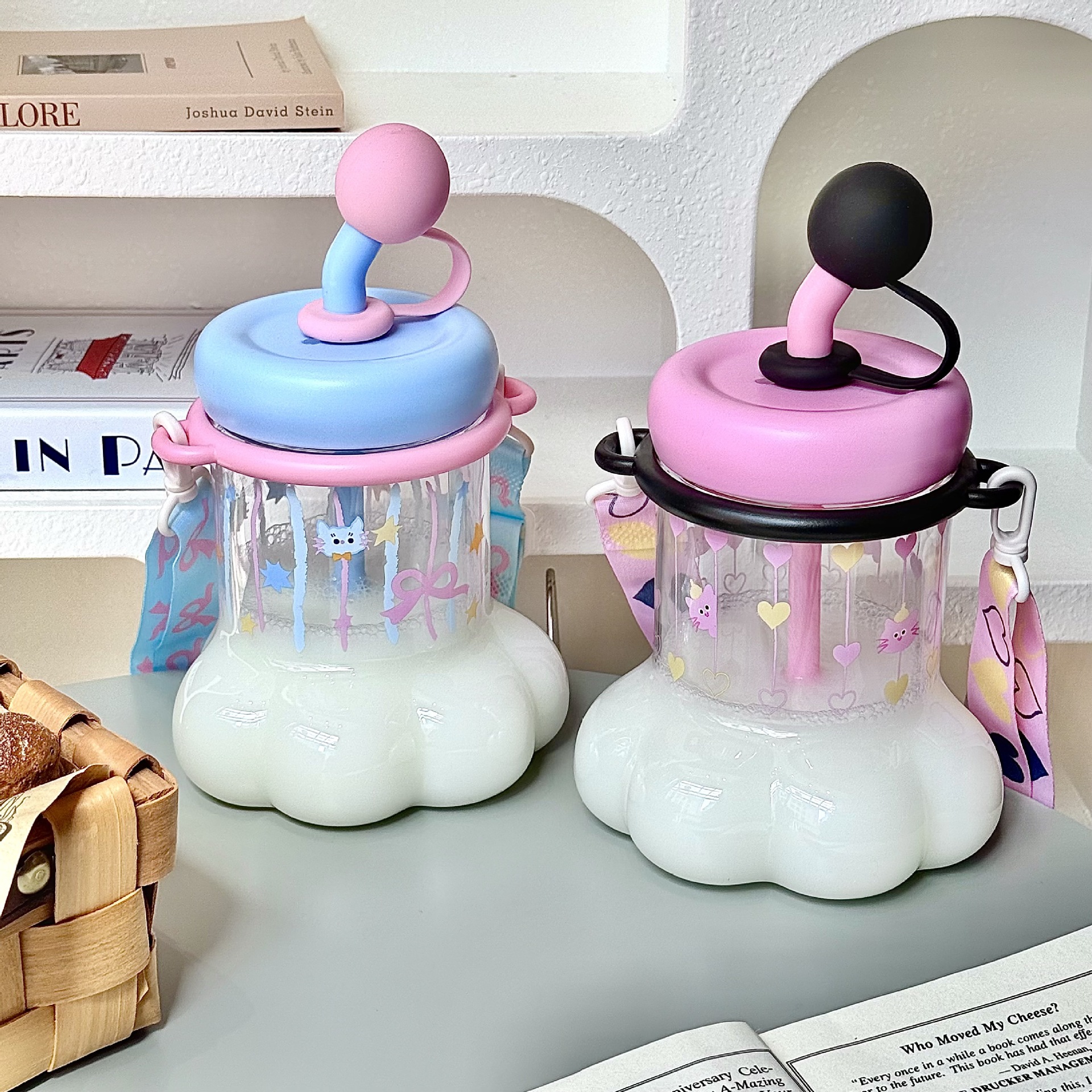 Cute Creative Large-capacity Cat-paw Plastic Water Cup and Straw Cup