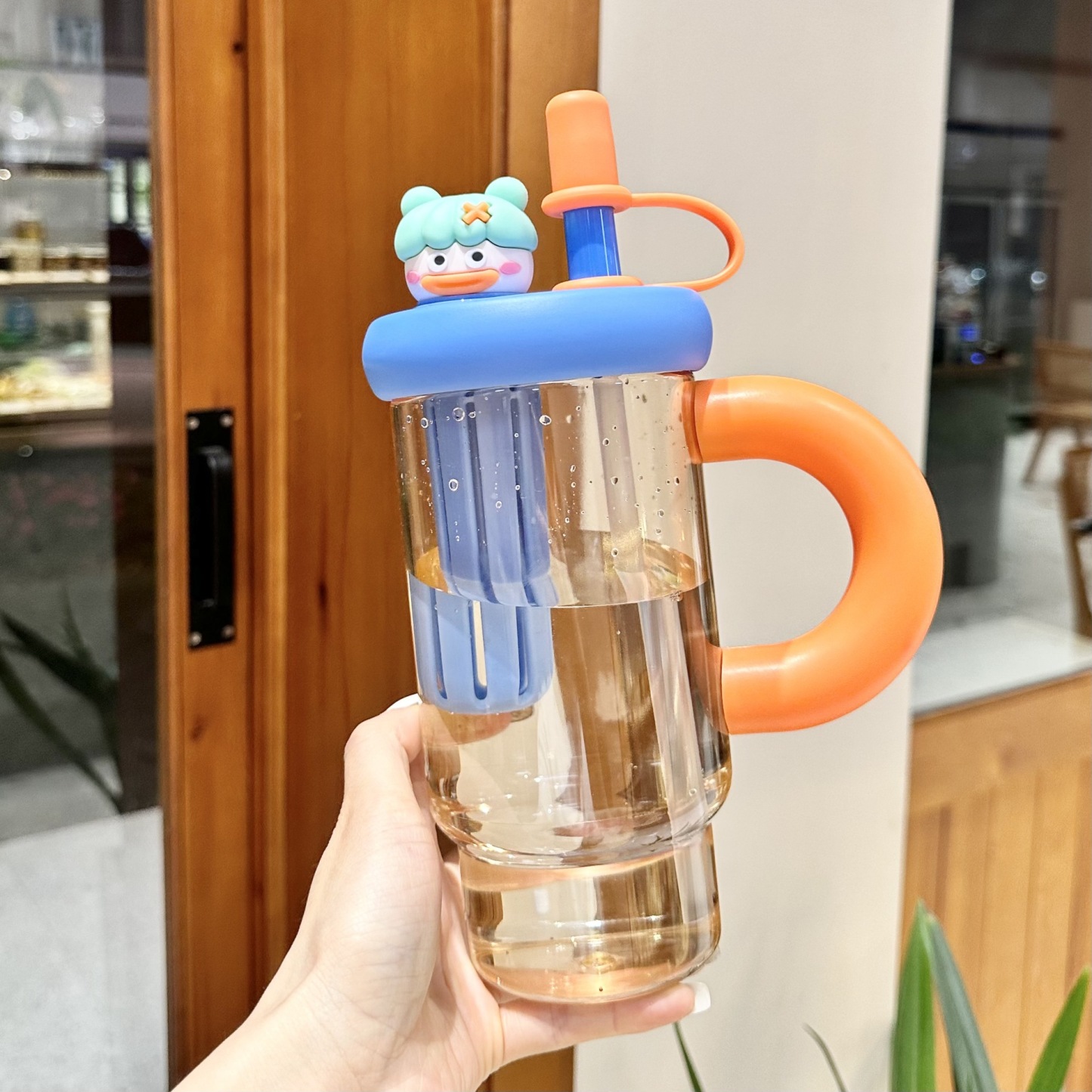 Summer Large Capacity Funny Girl Straw Cup Female High Temperature Resistant Plastic Cup With Straw