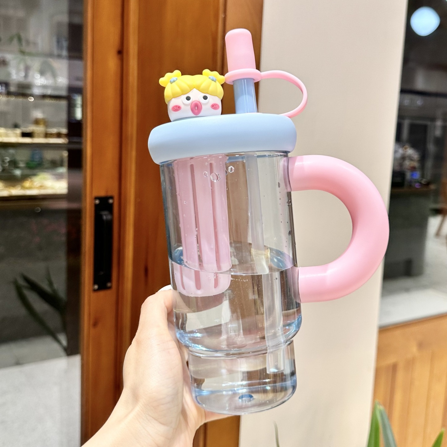Summer Large Capacity Funny Girl Straw Cup Female High Temperature Resistant Plastic Cup With Straw
