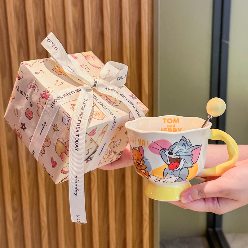 Vintage Cute Cartoon Cat Mouse Print Brown Cup Round Mouth Cup Ceramic Tall Foot Cup Coffee Cup with Spoon Box Gifts