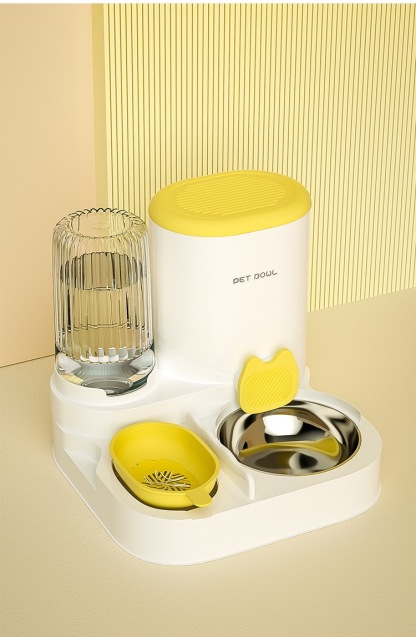 Multifunctional pet drinking fountain and feeder