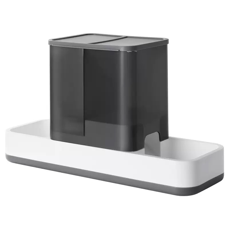 All-in-one feeding and watering machine