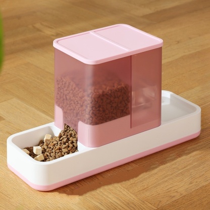 All-in-one feeding and watering machine