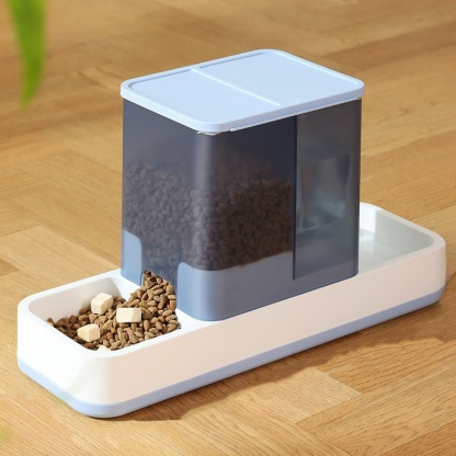 All-in-one feeding and watering machine