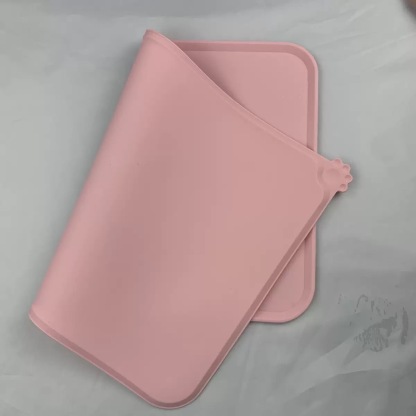 Stop Cockroaches Around Pet Food! 🚫 - Durable Silicone Mat with Raised Edges | Slip-Proof & Chew-Resistant