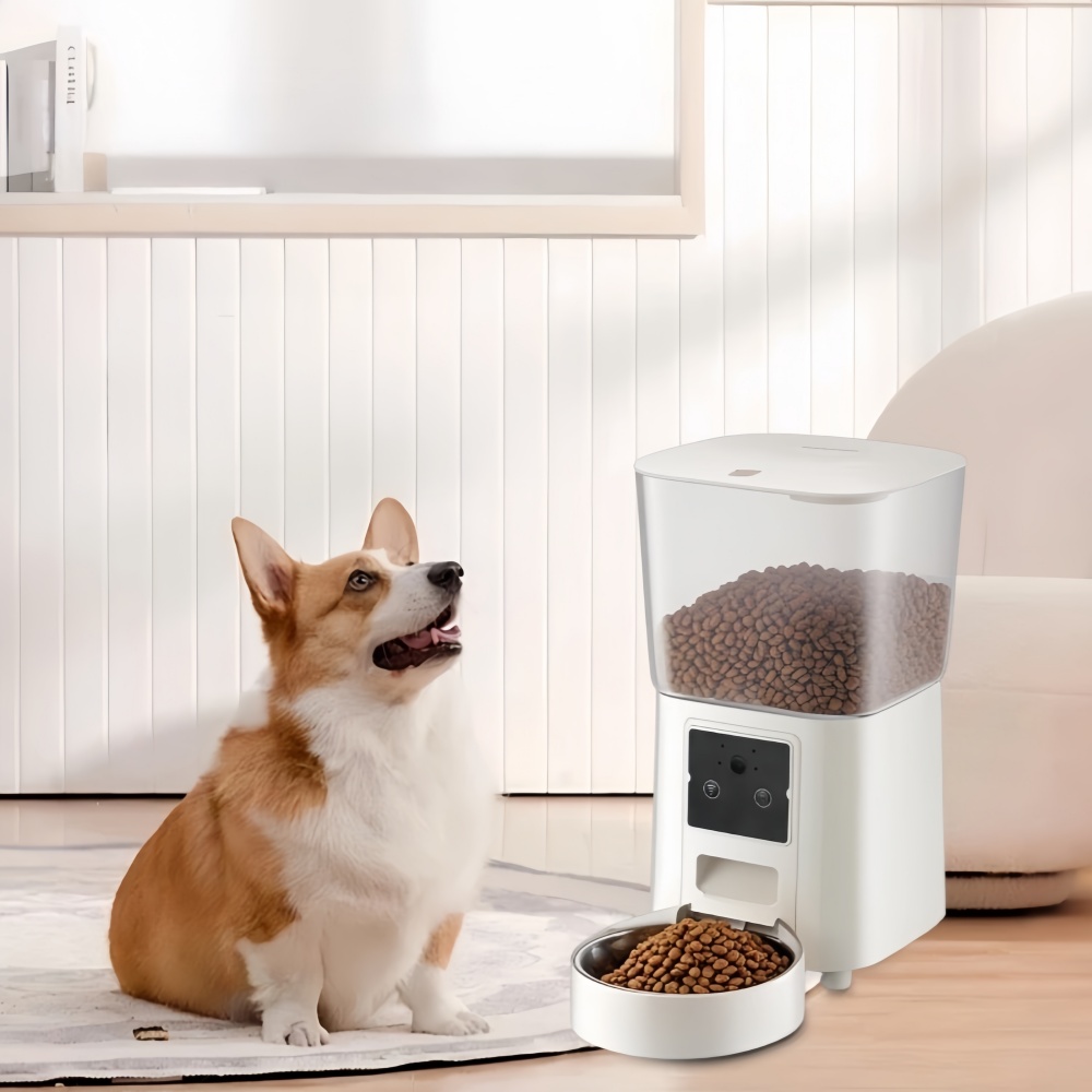 Smart pet feeder