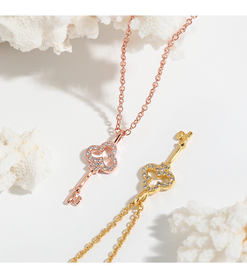 Women Necklace 925 Sterling Silver Heart Key Pendant Necklace with Cubic Zirconia Jewelry