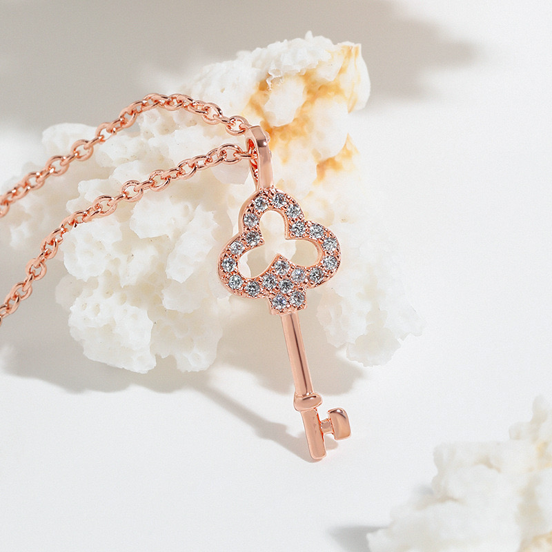 Women Necklace 925 Sterling Silver Heart Key Pendant Necklace with Cubic Zirconia Jewelry