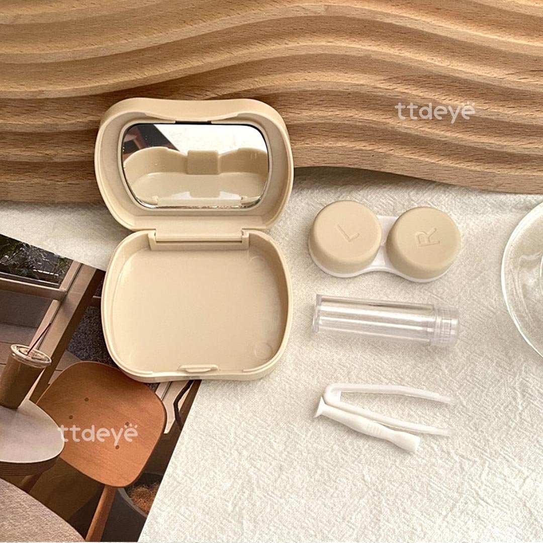 TTDeye 3D Heart Lens Case