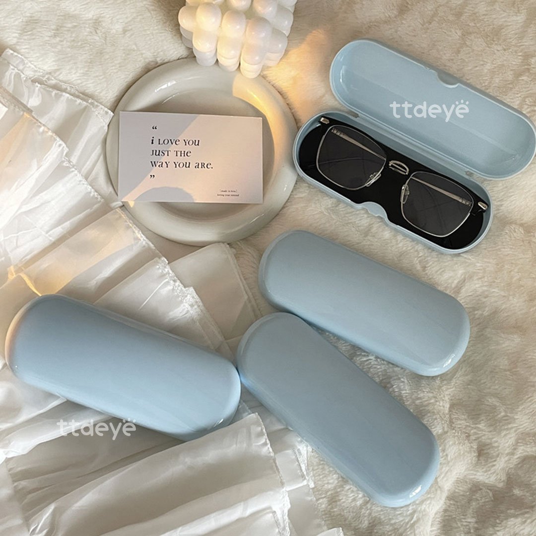 TTDeye Cream Sunglass Case