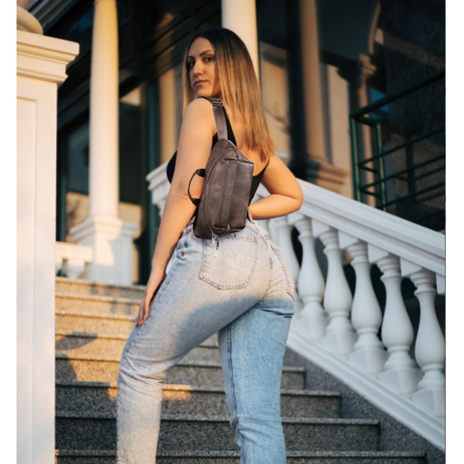 Leather Belt Bag Fanny Pack Crossbody Bags for Women Trendy Waist Bag with Adjustable Strap