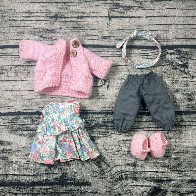 Handmade Waldorf Doll Dress Up👧