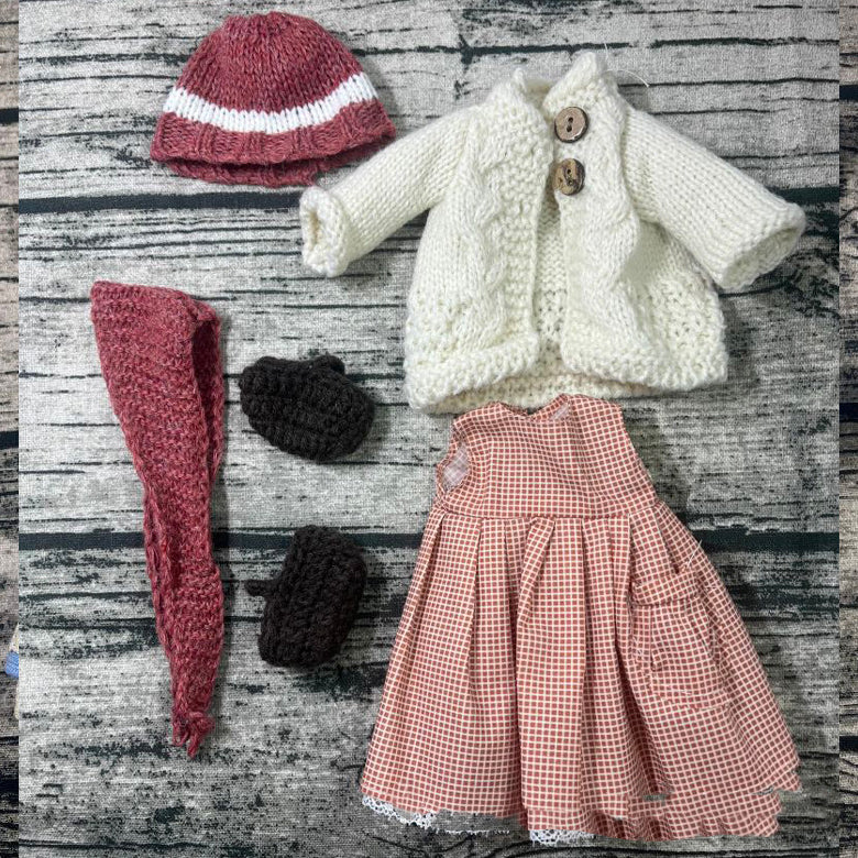 Handmade Waldorf Doll Dress Up👧