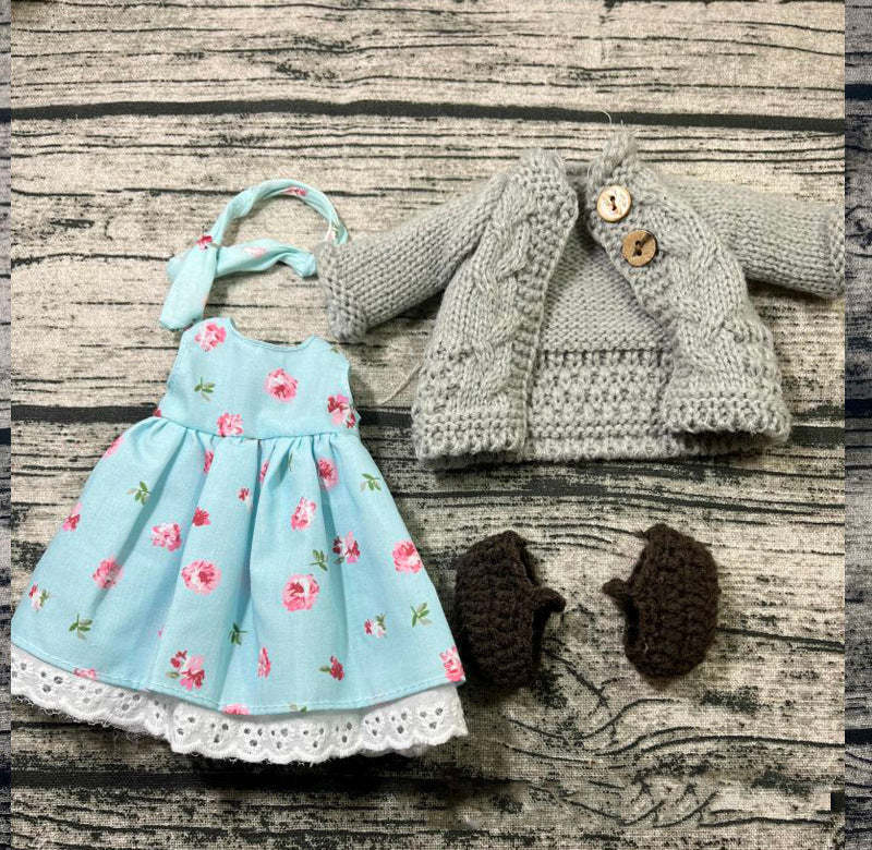Handmade Waldorf Doll Dress Up👧