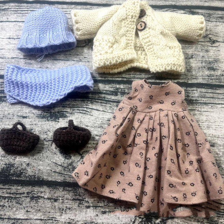 Handmade Waldorf Doll Dress Up👧