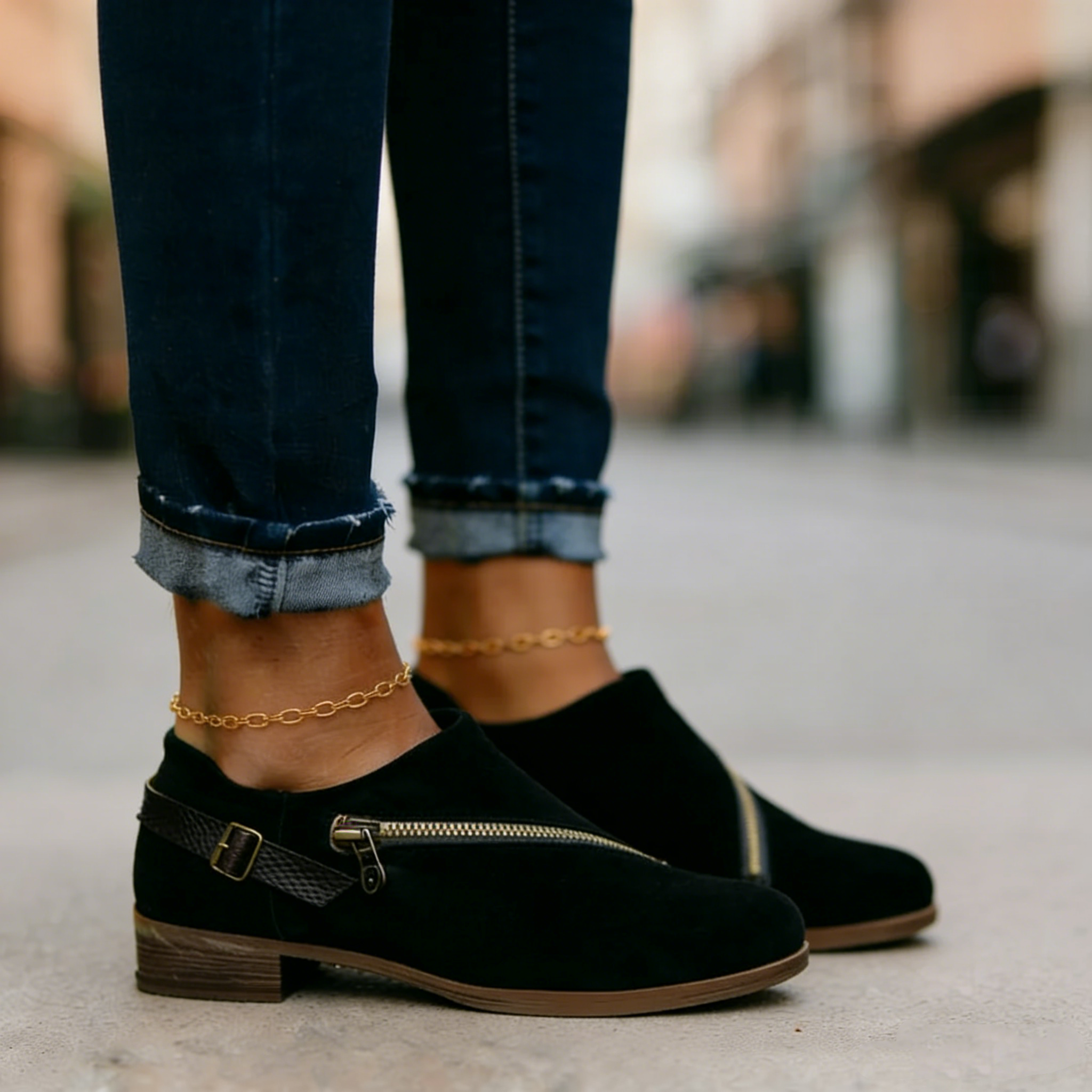 Women Casual Retro Round Toe Low Heel Zipper Boots