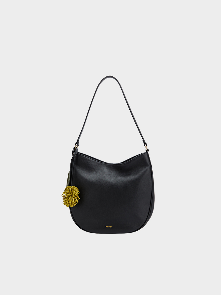 Single-shoulder semi-circular bag