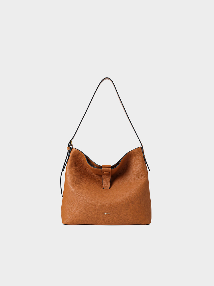 Simple bucket bag