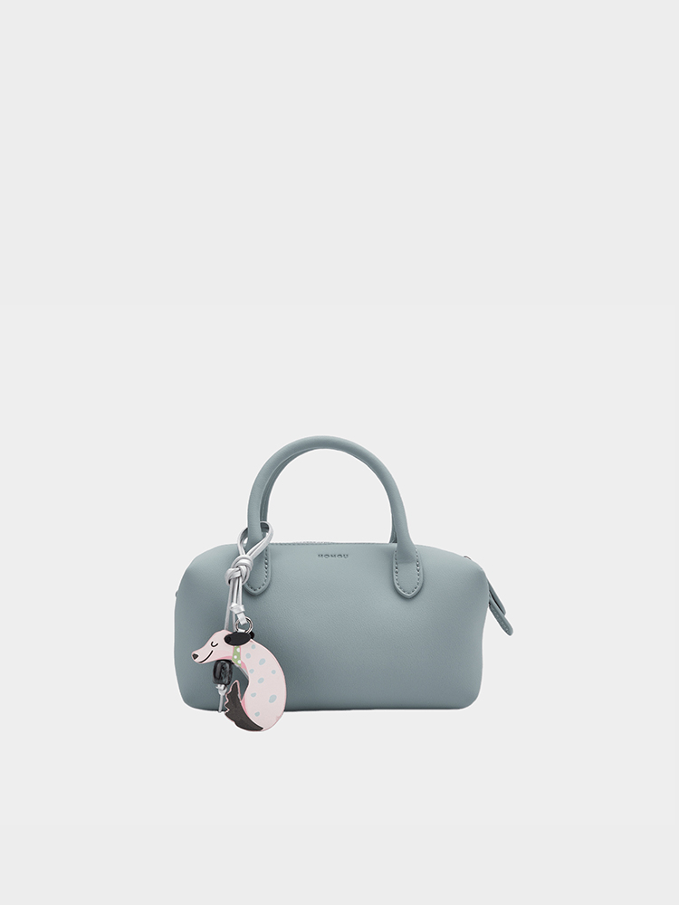 Minimalist Pillow Bag