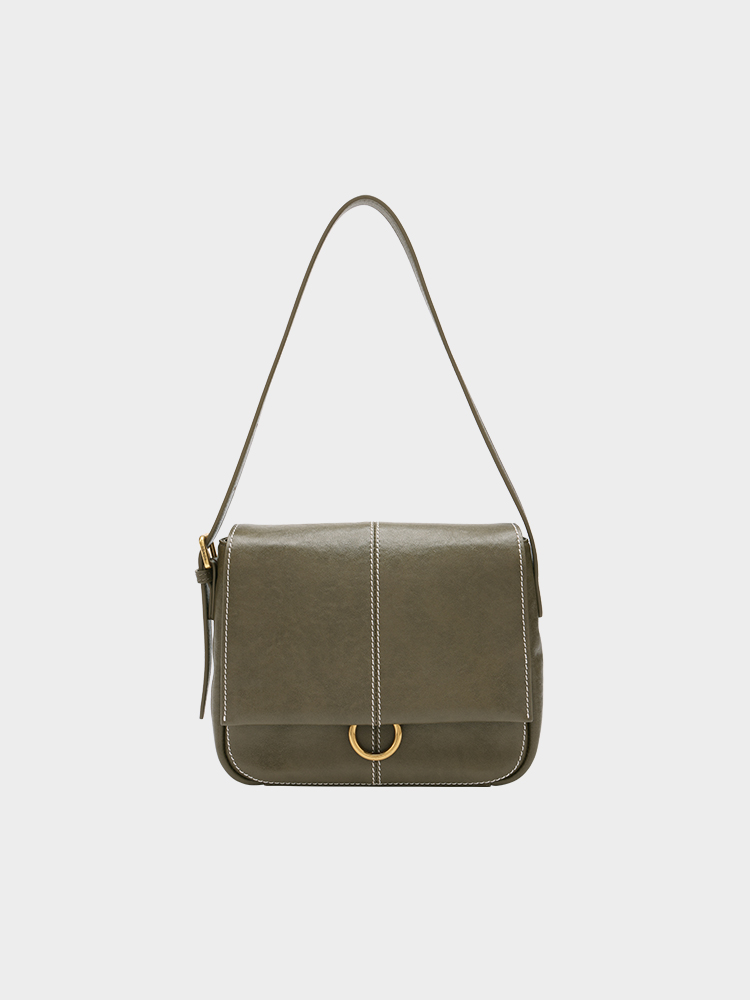 Vegetable-tanned cowhide crossbody bag