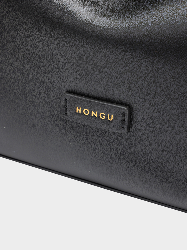 Single-Shoulder Bucket Bag