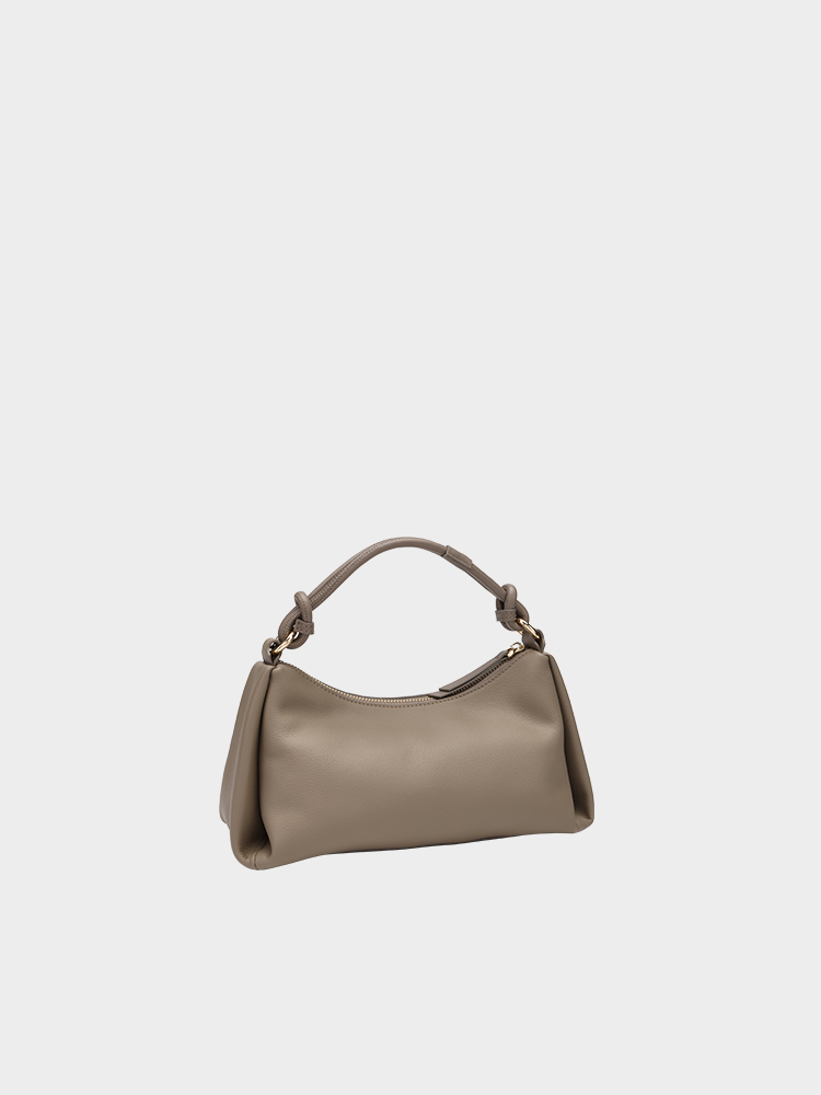 Simple single-shoulder bag