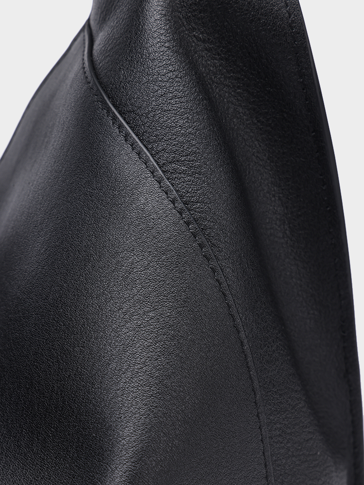 Eaves-Inspired Handheld Bag