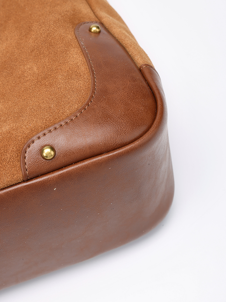 Single-shoulder tote bag