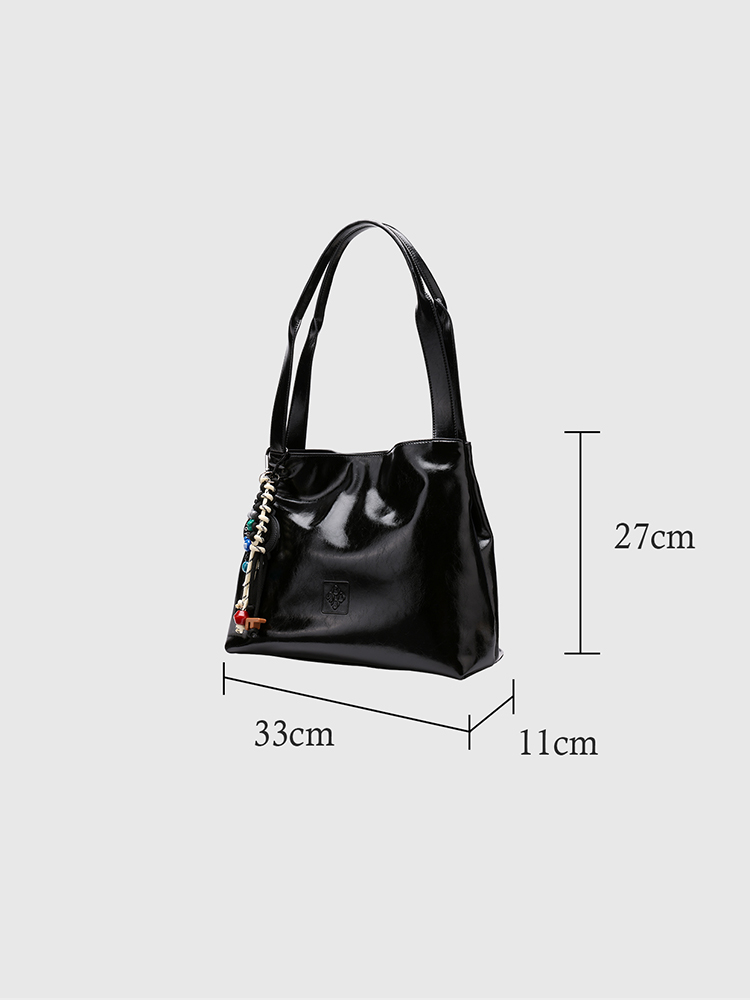 Large-capacity tote bag