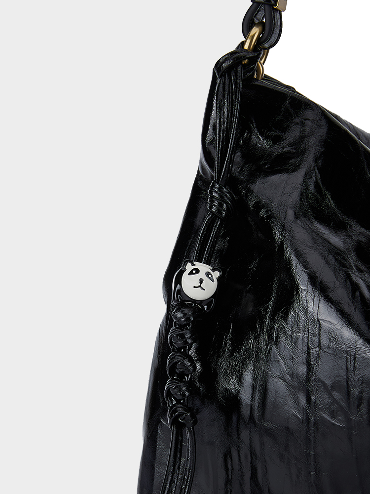 Oil wax single-shoulder bag