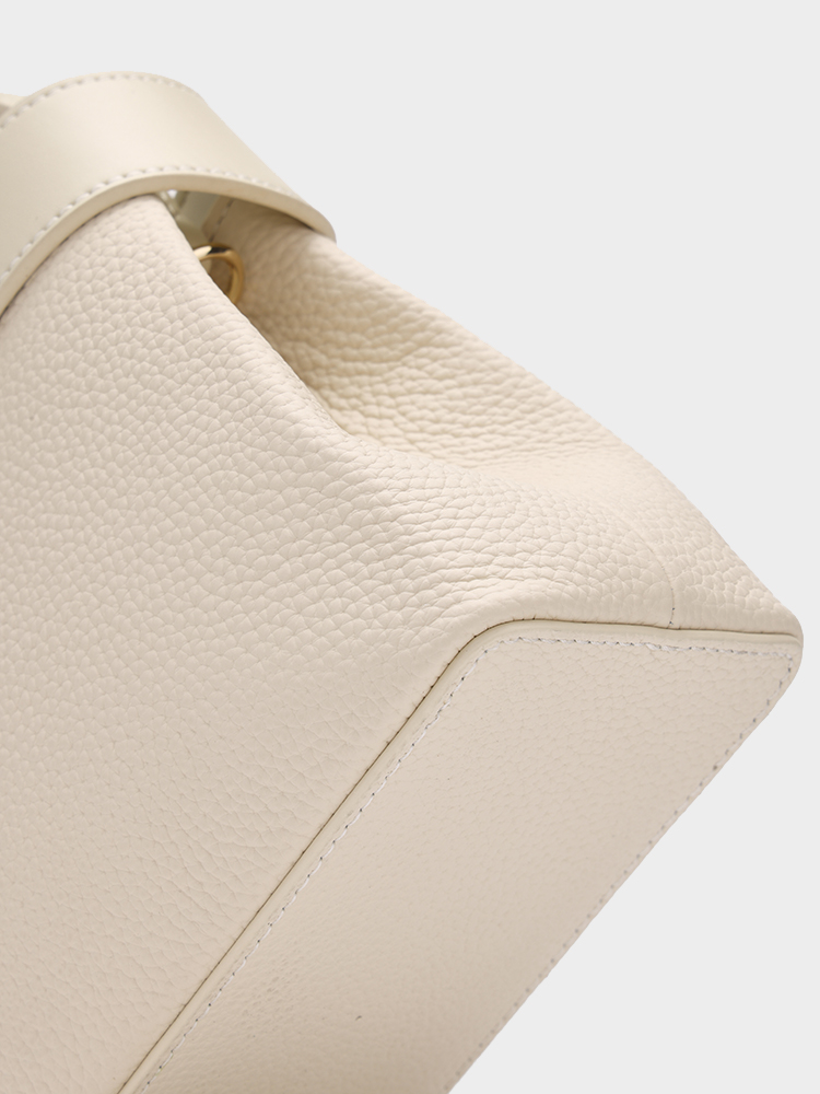 Handheld Kelly Bag
