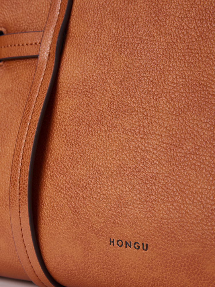 Large-capacity handbag