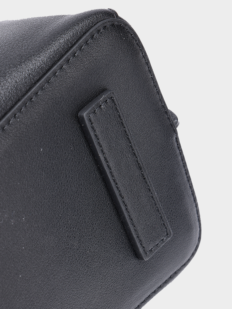 Eaves-Inspired Crossbody Bag