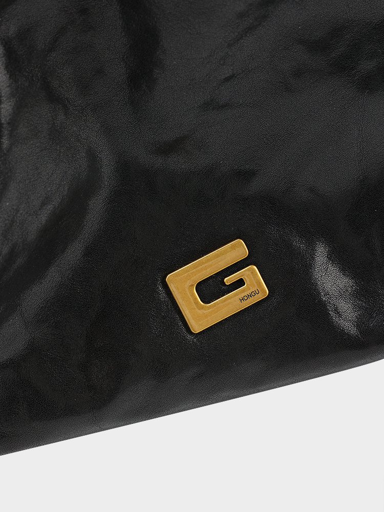 Vegetable-Tanned Hobo Bag